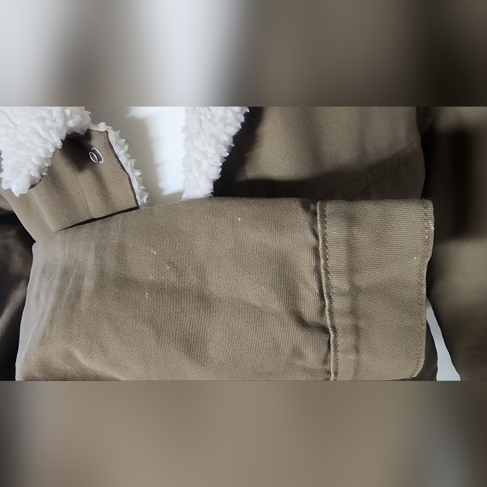 Levi's - Picture 7 of 8